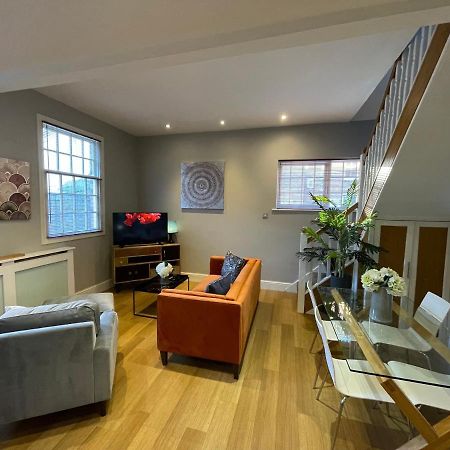 Villa Luxury 3-Bed Victorian Townhouse Hosted By Hutch Lifestyle à Leamington Spa Extérieur photo