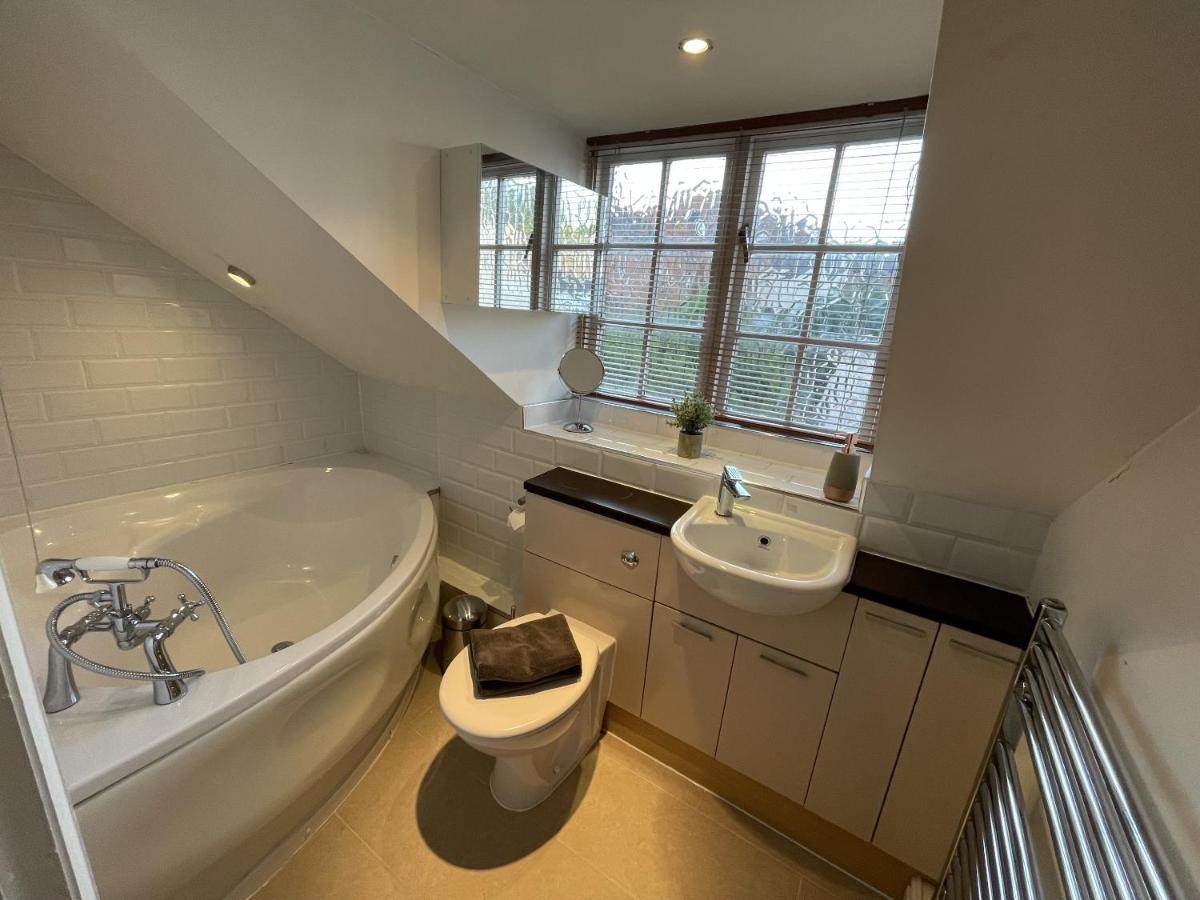 Villa Luxury 3-Bed Victorian Townhouse Hosted By Hutch Lifestyle à Leamington Spa Extérieur photo